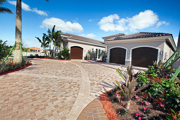 Best Affordable Driveway Pavers  in Beeville, TX