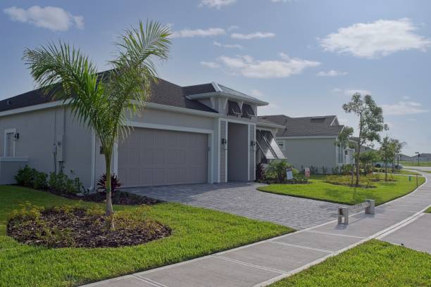 Best Driveway Pavers Near Me  in Beeville, TX