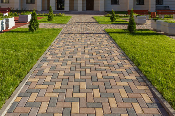 Best Permeable Paver Driveway  in Beeville, TX